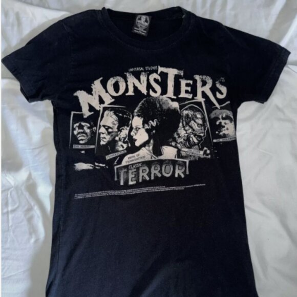 ROCK REBEL universal studios classic terror Women’s Tahiti Juniors MEDIUM - Picture 1 of 3